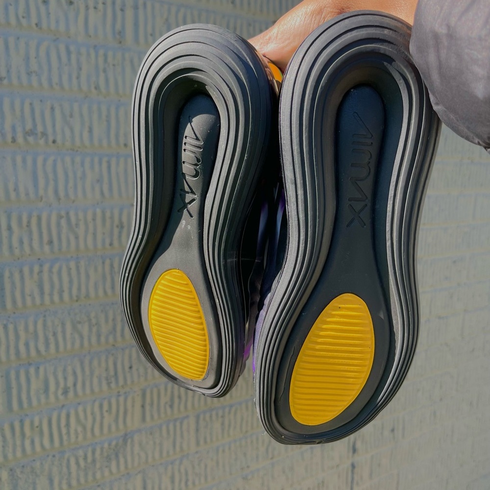 Nike Air Max 720 | Black with Neon Streaks - Picture 3 of 3
